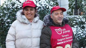 Milli Piyango yılbaşı çekilişinde 266 milyon liranın isabet ettiği bileti satan gezici bayi: Güzel yerlerde harcamasını temenni ederim