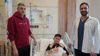 Belindeki tümör nedeniyle felç riski bulunan Bünyamin, sağlığına kavuştu