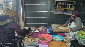 Depremzede kadınlar, açtıkları iş yerinde hem birbirine hem de ailelerine destek oluyor