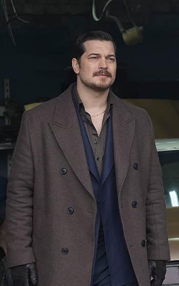 Eşref Rüya ile gerçek arasında