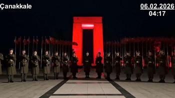 Mehmetçikten, 6 Şubat depremlerinde hayatını kaybedenler için saygı duruşu