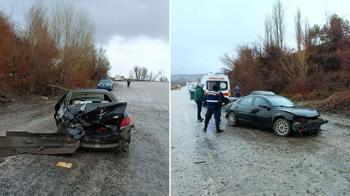 Malatya'da devrilen otomobildeki 5 kişi yaralandı