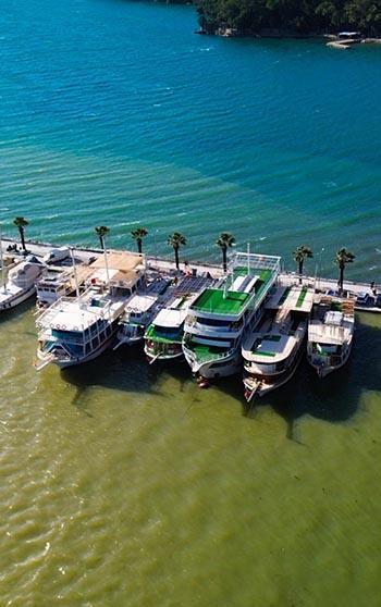 Akyaka'da denizin rengi değişti