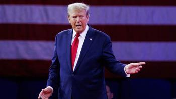 Trump, seçimlerde seçmen kimliği ile vatandaşlık belgesinin sunulmasını istedi