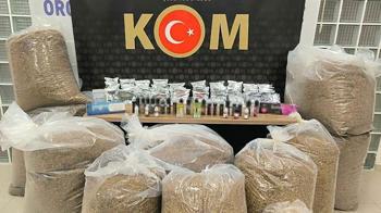 Manisa'da kaçak tütün operasyonu; 5 gözaltı