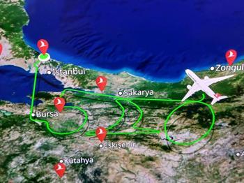 İstanbul - THY’nin TK-Aile adlı uçağı gökyüzüne 500’üncü logoyu çizdi