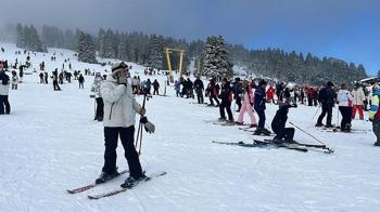 'Beyaz Cennet' Uludağ'da Sevgililer Günü yoğunluğu
