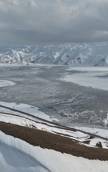 Buzu çözülmeye başlayan Nehil Sazlığı dron kamerasında