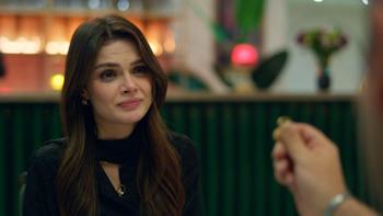 ‘Bu yüzüğü takmanı istiyorum’