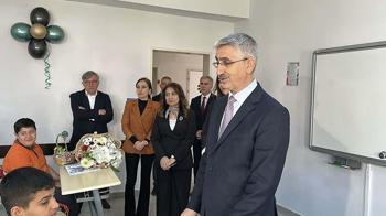 Bakan Yardımcısı Yılmaz, Çanakkale'de öğrenciler ile buluştu