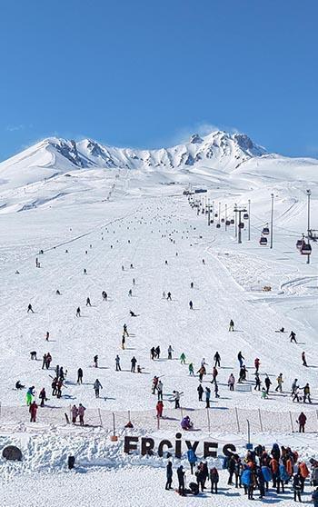 Erciyes'te ramazan ayında da hafta sonu yoğunluğu