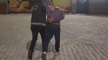 Hatay’da konteynerde hırsızlık yaparken suçüstü yakalanan 2 şüpheli tutuklandı