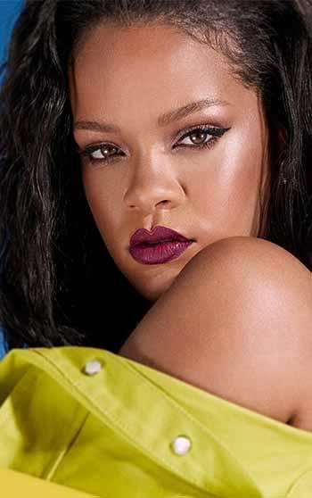 ABD'de şarkıcı Rihanna'nın evine silahlı saldırı