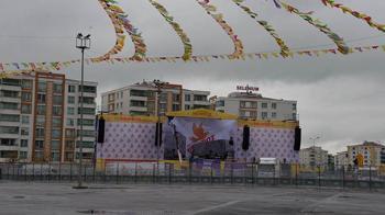 Diyarbakır'da nevruz ateşi için 5 ton odun yakılacak