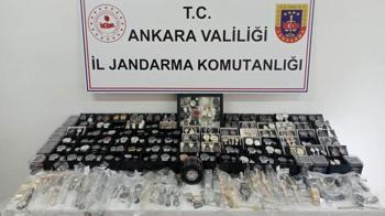 Ankara'da piyasaya kaçak saat sürmeye çalışan şüpheli yakalandı
