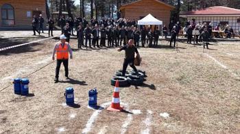 Ormancılar, zorlu parkurlarda kıyasıya yarıştı