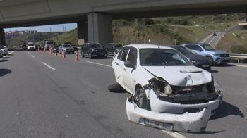 Eyüpsultan'da 5 aracın karıştığı zincirleme kaza: 2 yaralı