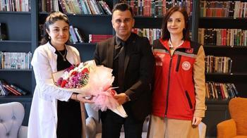 Şehidin eşine ‘Anneler Günü’ ziyareti