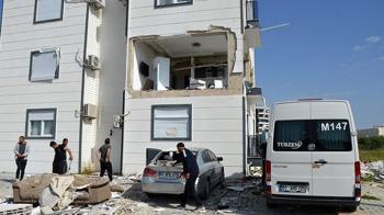 Evde gaz sıkışması nedeniyle patlama: 1 yaralı