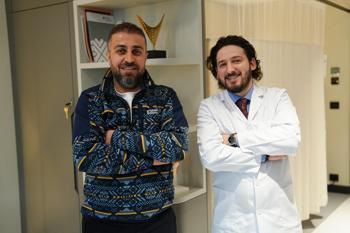 Böbrek kanseri nedeniyle felç geçiren hasta sağlığına kavuştu