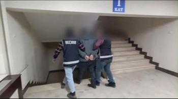 Sakarya'da iki ayrı evde yapılan aramada tabancalar, tüfek ve mühimmat ele geçirildi