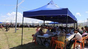 Van Gölü Sahili'nde 'Dünya Kahvaltı Günü' etkinliği