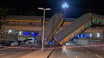 Almanya'da iki yük treni çarpıştı: 1 ölü