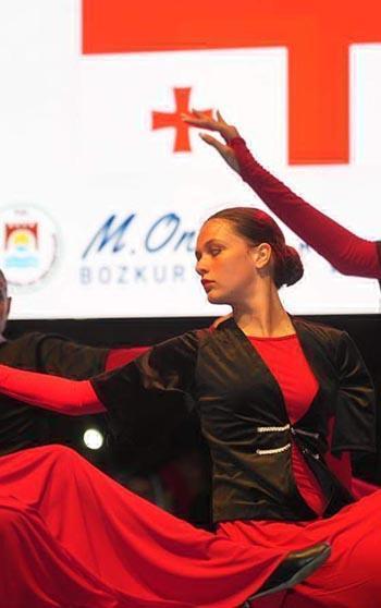 Tekirdağ'da Perinthos Folkfest renkli görüntülere sahne oldu