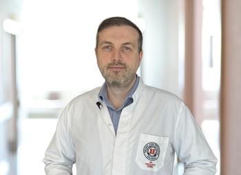 ‘Yaz tatili göz lazer operasyonu için engel değil’