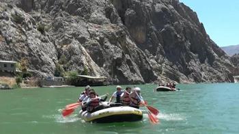 Karanlık Kanyon'da doğa sporları şenliği başladı