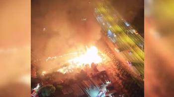 Ankara’da tahta paletlerin depolandığı alanda yangın