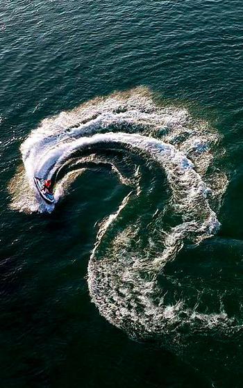 Denizden sonra gölde de jet ski tutkusu