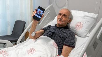 Şehit babasına kapalı yöntemle kalp kapağı değişim