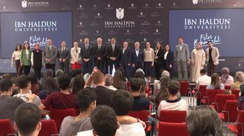 İbn Haldun Üniversitesi, YÖKAK’tan '5 Yıllık Tam Kurumsal Akreditasyon Belgesi' aldı