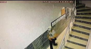 Zeytinburnu’nda kapının göbek kilidini kırıp evi soydular: 3 şüpheli tutuklandı