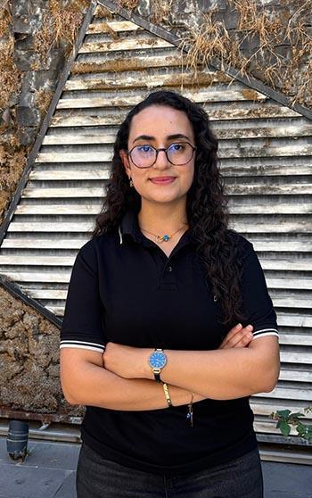 Annesi kanserle mücadele eden Türkiye 37’ncisi Hiranur’un hedefi tıp fakültesi