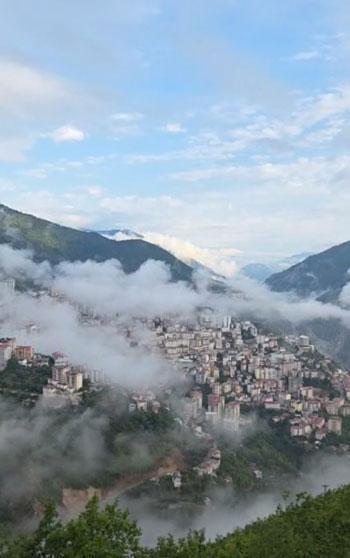 Artvin'de sis bulutu görsel şölen oluşturdu