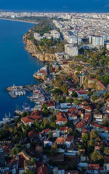 Antalya'da yeni eğitim öğretim dönemi öncesi kiralık ev hareketliliği