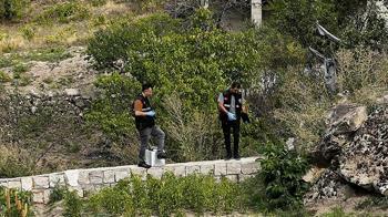 Babasının kucağındayken üzerine kaya parçası düşen çocuk, öldü