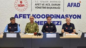 Mehmetçik'ten 'deprem tatbikatı'