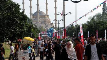 Adana Lezzet Festivali'ne son gününde yoğun ilgi