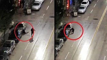 Tartıştığı kişiyi sokakta kovalayıp pompalı tüfekle vurarak öldürdü; o anlar kamerada