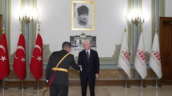 Vali Davut Gül, Cumhuriyet'in 103'üncü yılı kutlamaları kapsamında tebrikleri kabul etti