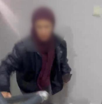Kağıthane’de kapıları yoklarken ev sahibine yakalandılar; kaçarken çıkışı şaşırdılar