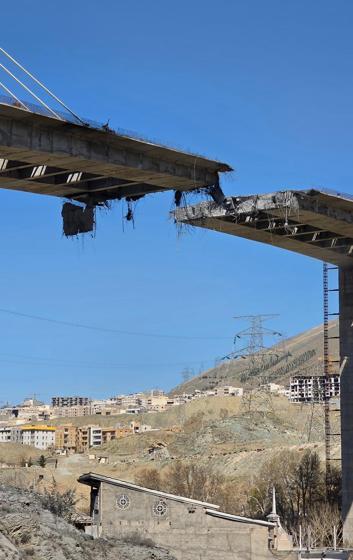 İran: B1 Köprüsü saldırısında 8 kişi hayatını kaybetti, 95 kişi yaralandı