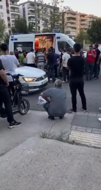Çocuğunu sakinleştirmek için dışarı çıkıp kavganın arasında kalan babanın ölümüne iddianame