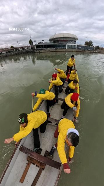 Kuzeyin Kraliçeleri, 8 Mart’ta Karadeniz’in buz gibi sularına kürek çekti