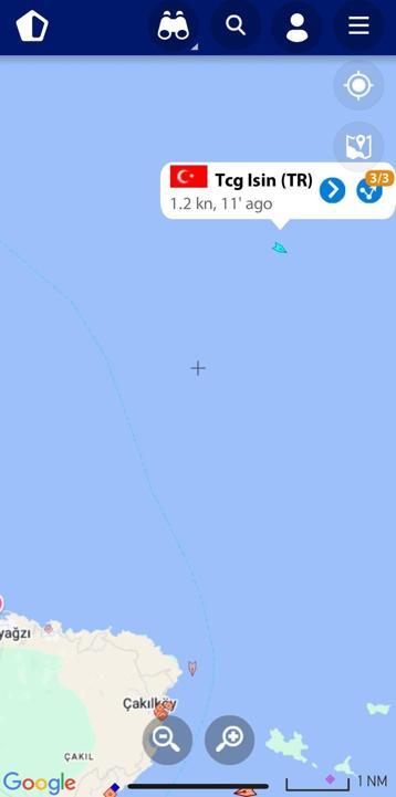 Halit Yukayın cansız bedeninin çıkarılması için Deniz Kuvvetleri dalgıçları devrede