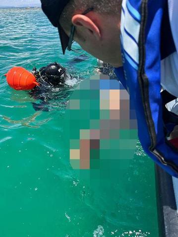 Van Gölünde akıntıya kapılan 2 arkadaş boğuldu