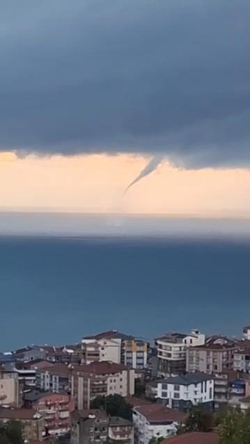 Zonguldakta denizde 2 hortum oluştu